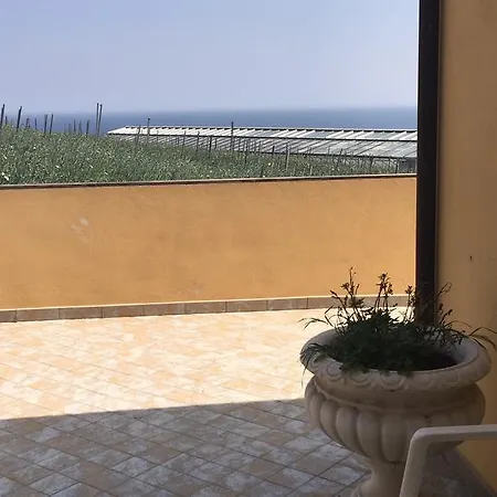 Double With Wonderful Seaview Homestay szállás *